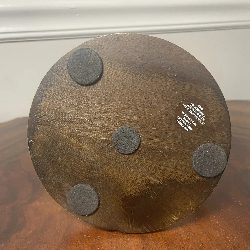 MD Crab Paper Towel Holder - Wooden With Metal Crab Ocean Beach Decor